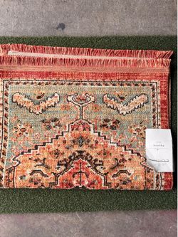 Accent rug