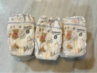 Size 1 diapers (pampers&huggies)