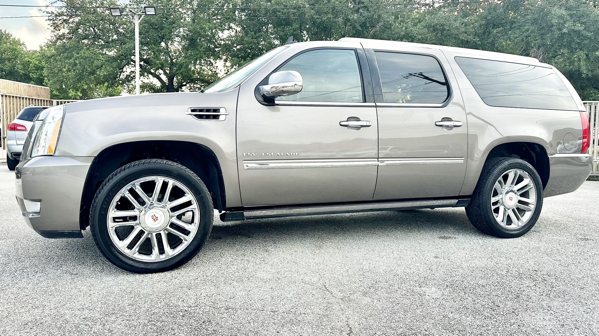 2014 Cadillac Escalade