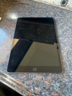 Apple  iPad 7th gen with pencil
