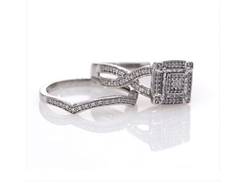 1/4 diamond Square Frame Bridal Set in Sterling Silver. Size 5