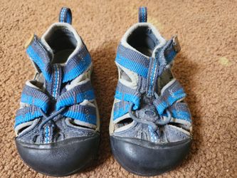 Keen Water shoes Toddler - Size 5