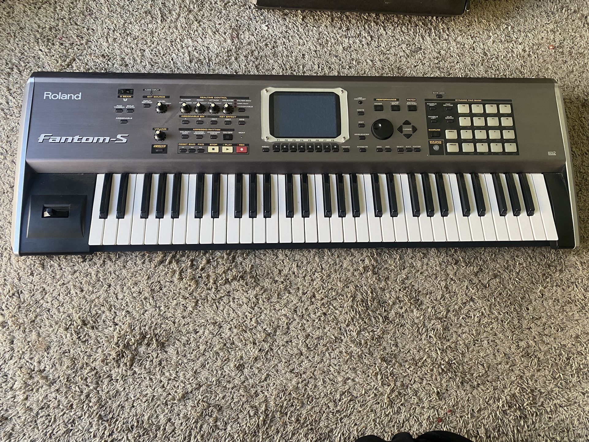 Roland Fantom S for Sale in Santa Clarita, CA - OfferUp