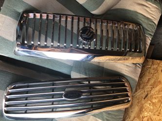Crown marquis front grill brand new 2008/20010