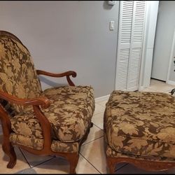 Vintage Armchair and Ottoman Set – Comfy and Stylish