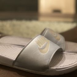 Blue Nike Women’s Slides Size (8)