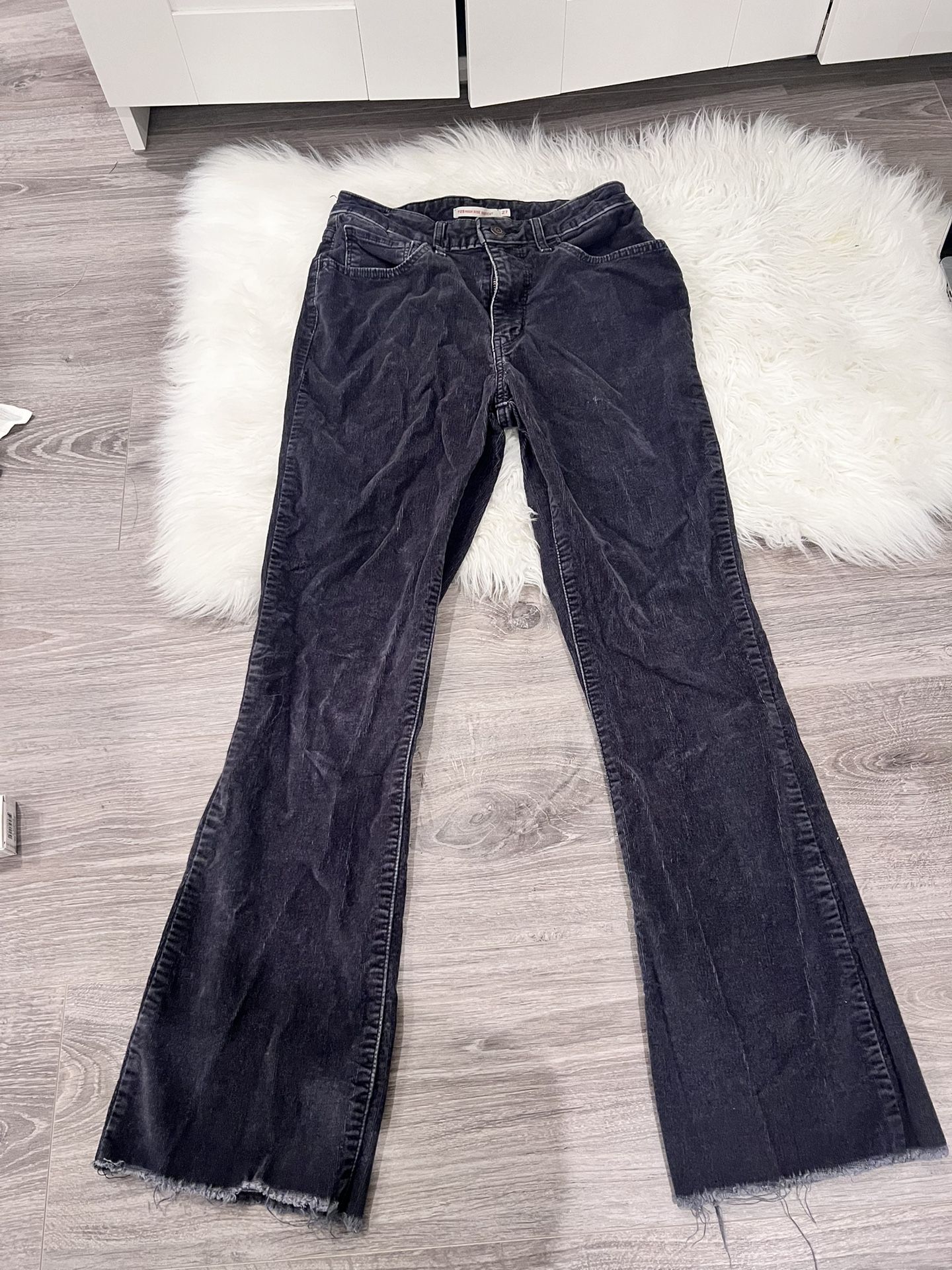 Levi Black High Waisted Bootcut jeans