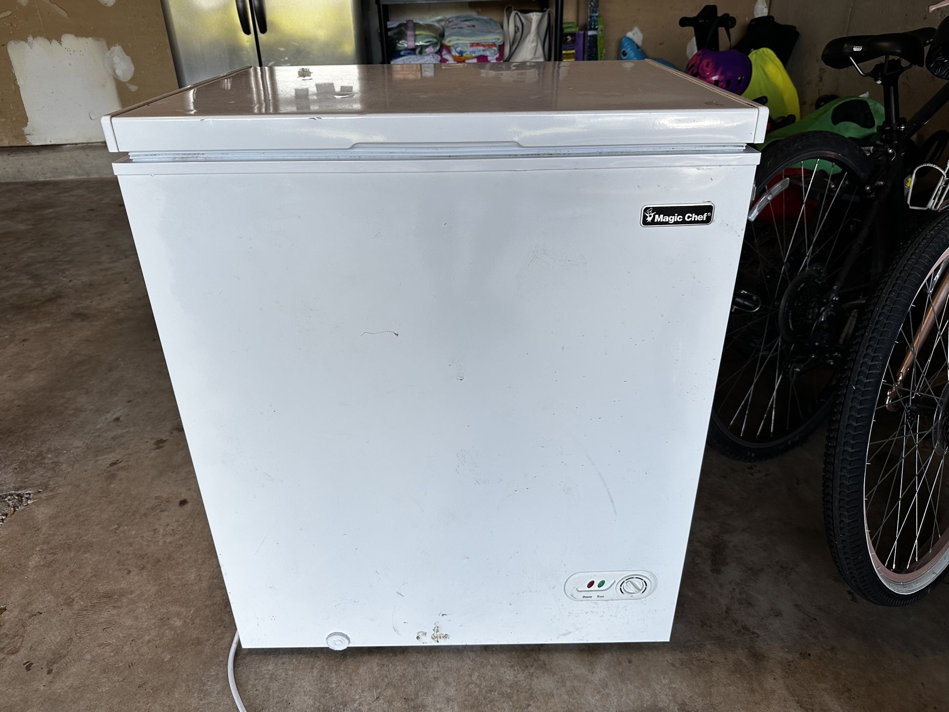 Magic Chef 5 Cubic Ft Deep Freezer