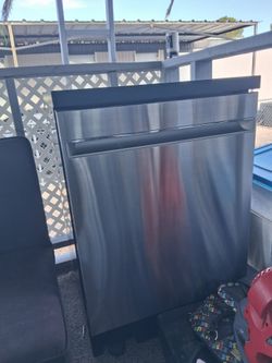 Portable full size dishwasher