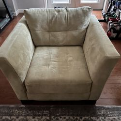 Armchair Couch - Very Comfortable 