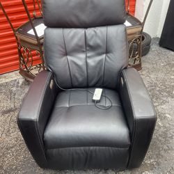 LEATHER RECLINER CHAIR massage , lift,heat