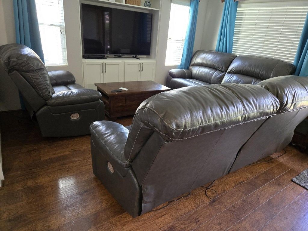 Sofa Set: 2 Large Sofas, 1 Large Single Seater And Coffee Table