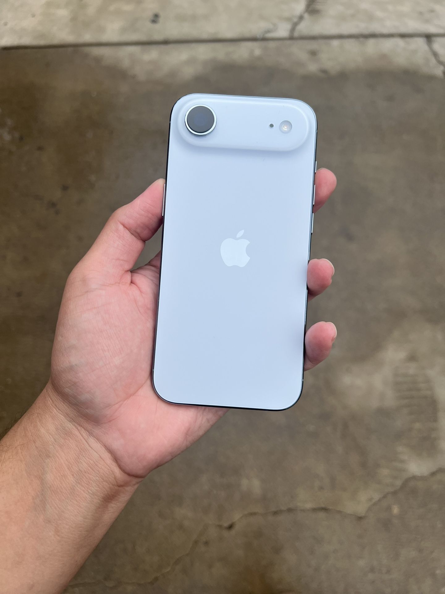 Iphone air (Read description)