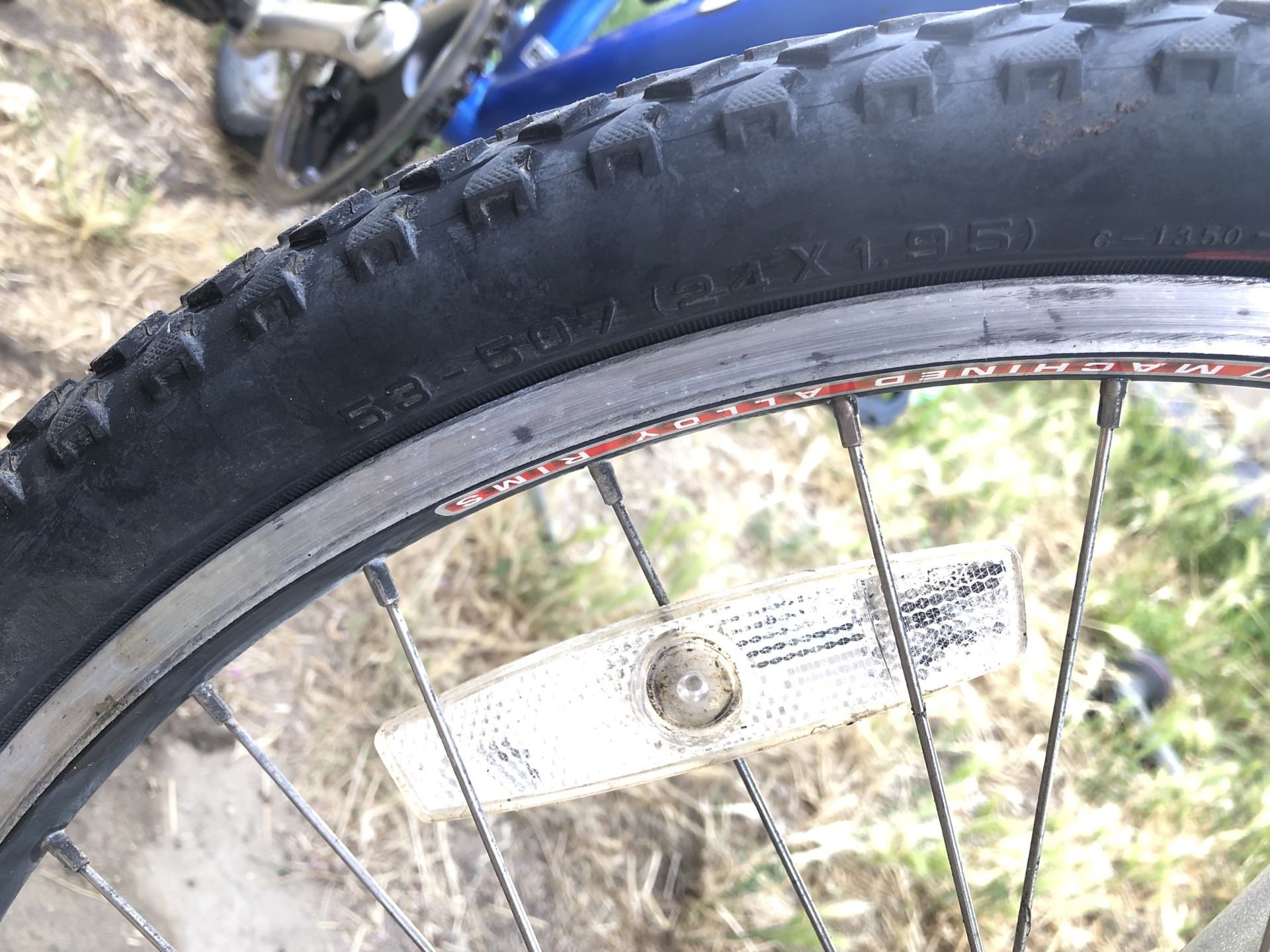 schwinn high plains 24 inch