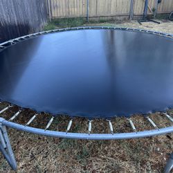 Trampoline 12ft