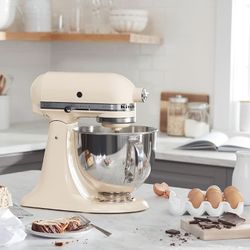 KitchenAid Artisan Tilt-Head Stand Mixer – 5 Quart - Almond Cream
