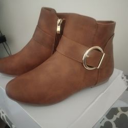 NEW GiRLS BOOTS