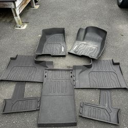 2021 GMC Yukon All Weather Floor Mats 