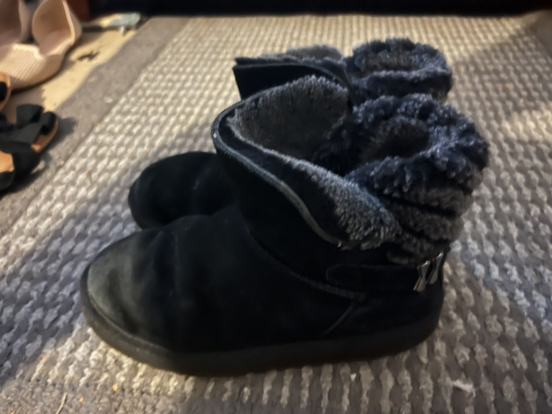 Ugg Boots Size 4 Black 