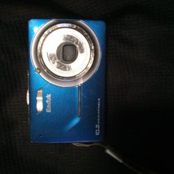 Kodak EasyShare M340 Digital Camera 