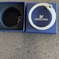 shiny bracelet 