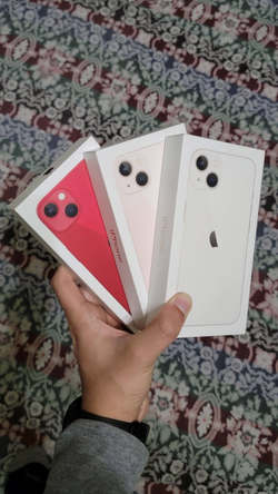 Apple iPhone 13