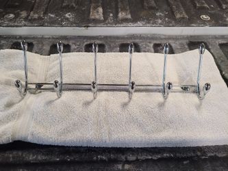 Wall mounted coat rack