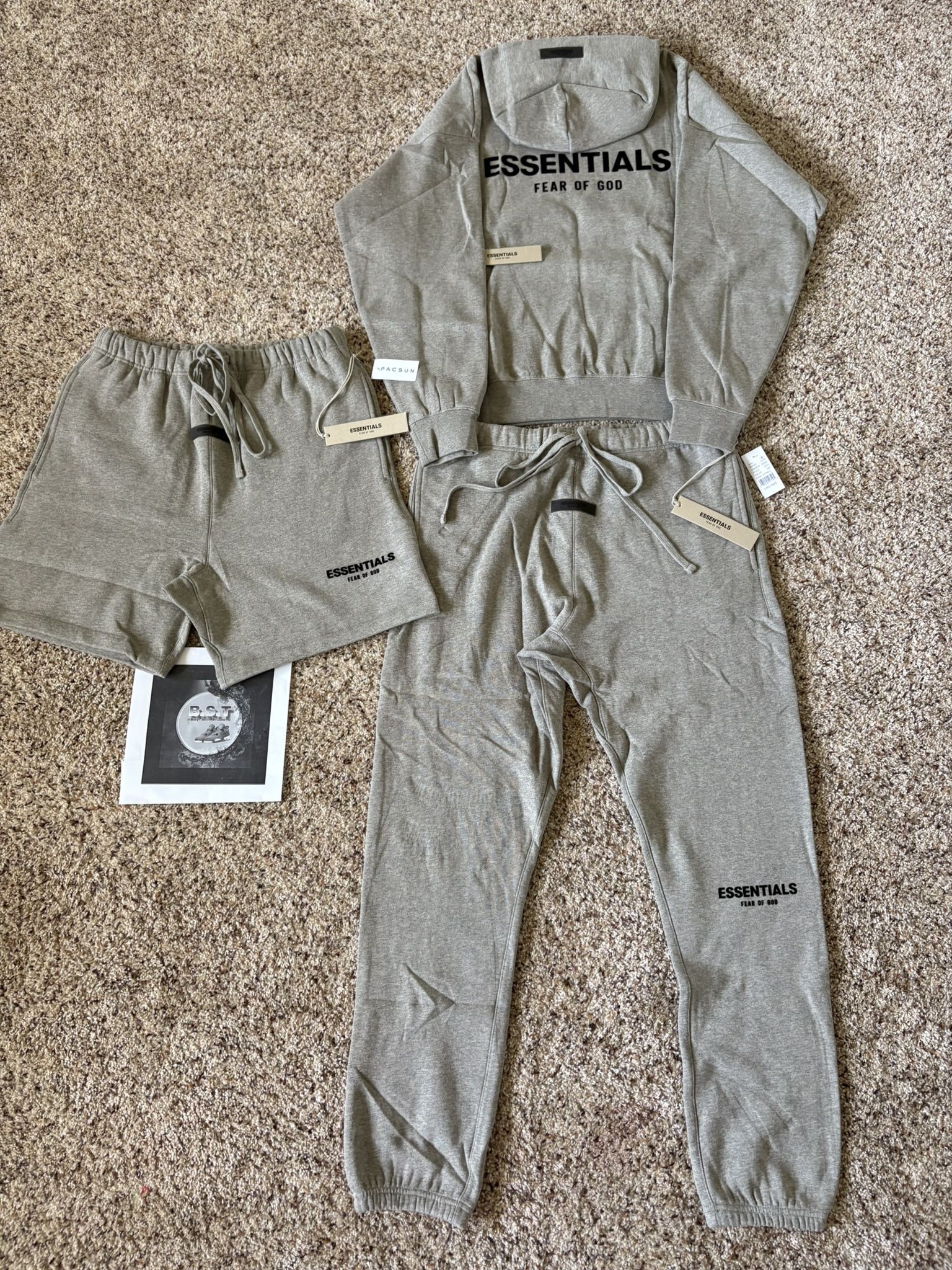 Essentials Set