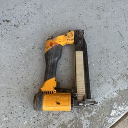 Staples Gun