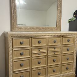Dresser And Nightstand Set 