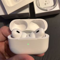 Apple AirPods 