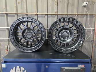 18 inch matte black and gloss black kmc rims
