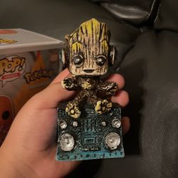 Groot Collection Statue