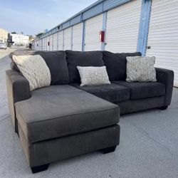 Comfy Modern Reversible Sectional Sofa