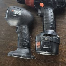 Older Black and Decker Cordless DRILL 7.2 V