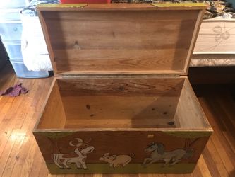 Vintage hand carved Hope chest - One of a kind