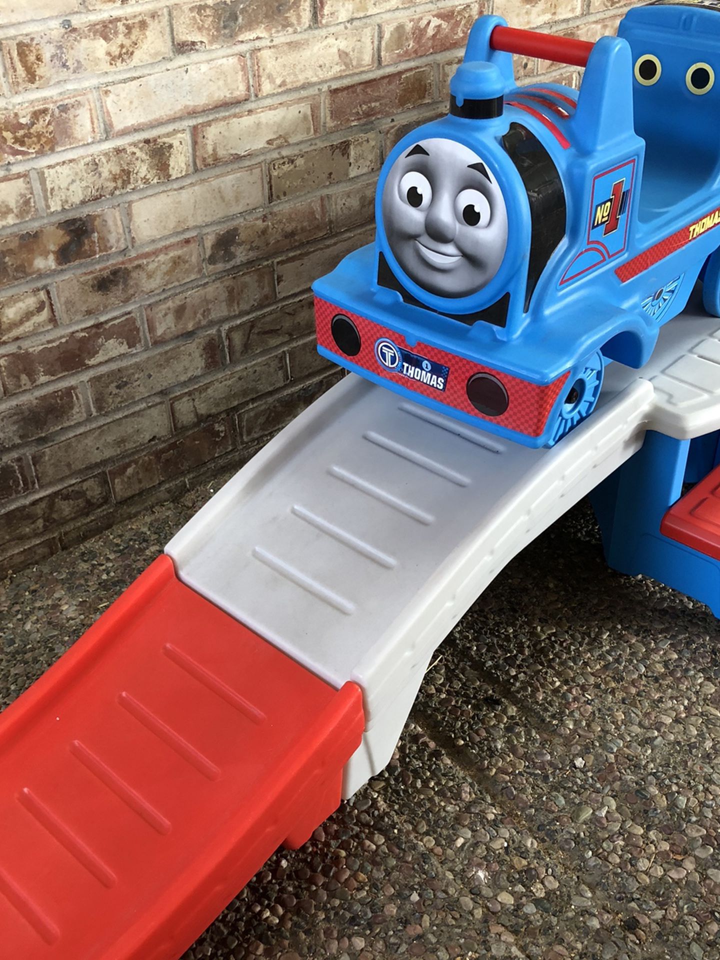 Step2 Thomas the Tank Engine Up & Down Roller Coaster