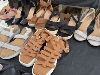 Womans Shoes Size 11