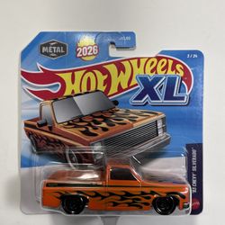 Hot Wheels XL Silverado 1:43 Scale Hard To Find