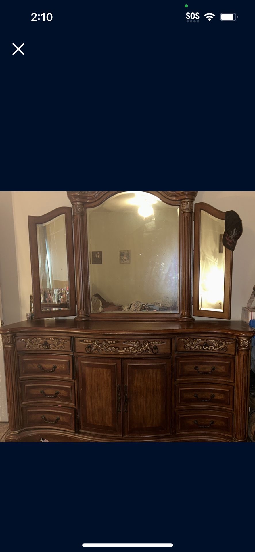 Dresser