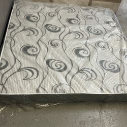 RV Mattress  Memory Foam 67”w X 75” L X 6” H