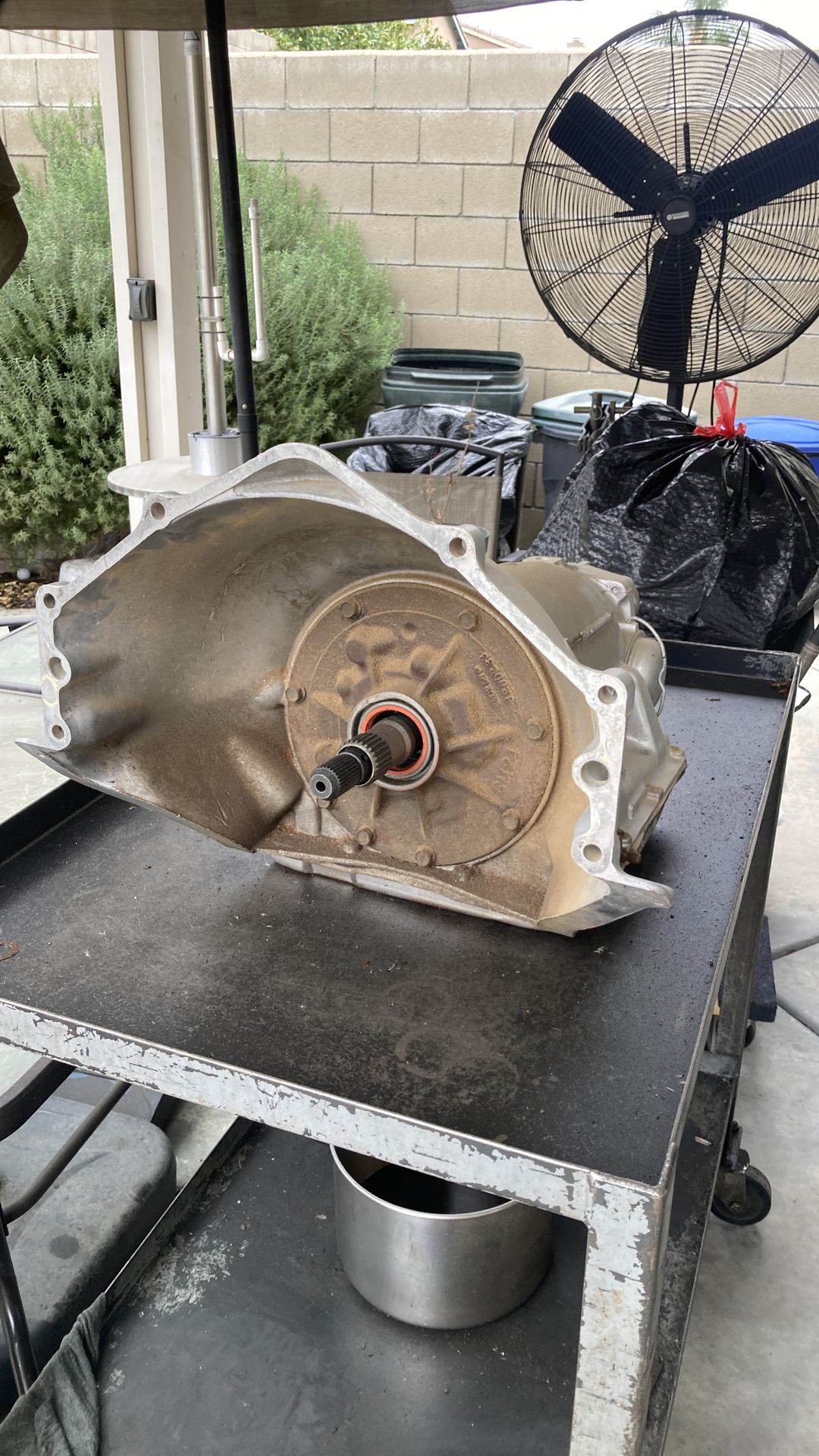 TH 350 TRANSMISSION CORE NEEDS TO BE REBUILT