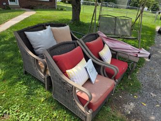 Patio set w/umbrella and cushions swing