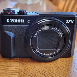 Canon PowerShot G7 X Mark II 20.1MP Compact Camera