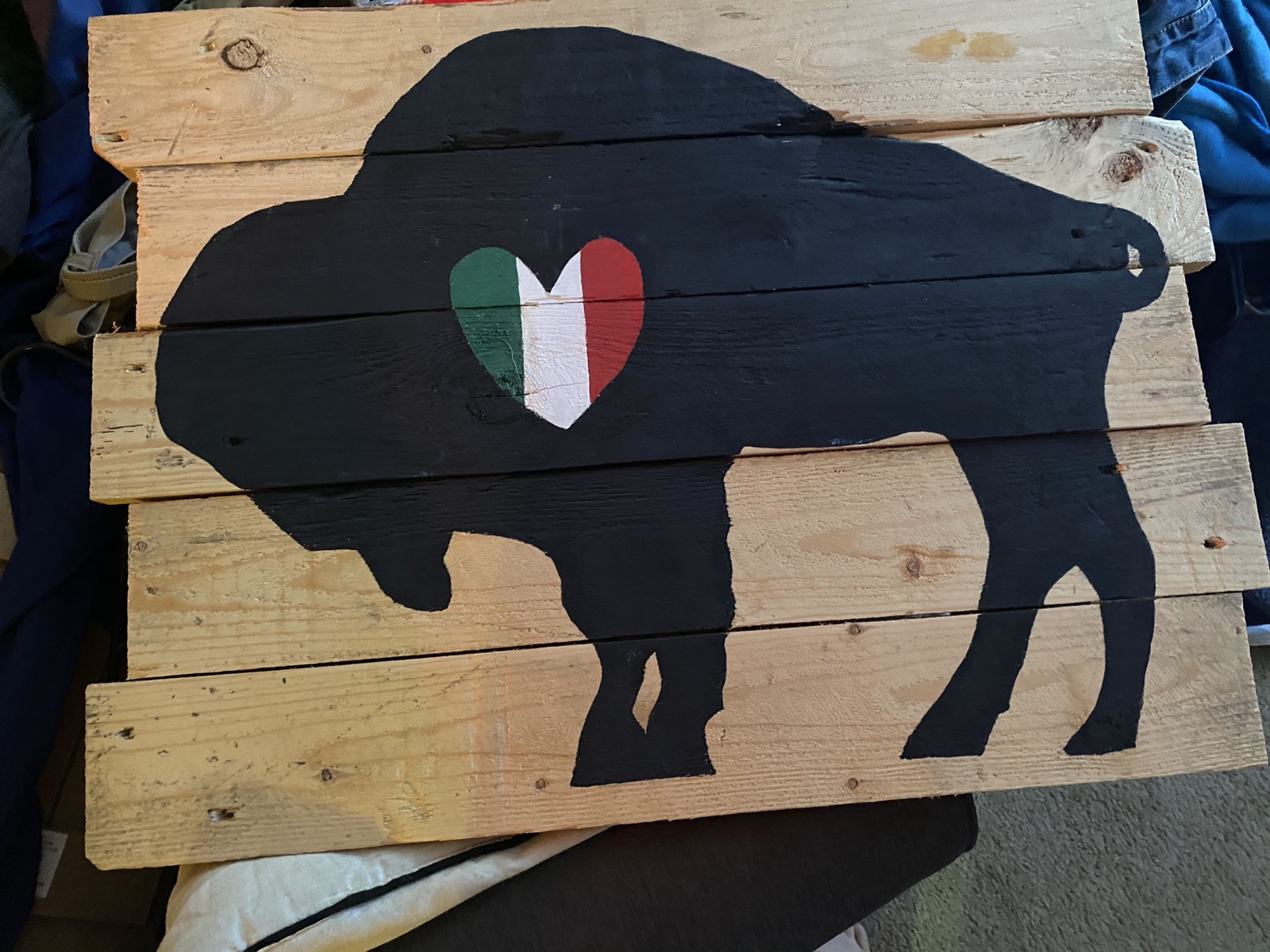 Buffalo Pallete Art!