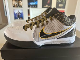 Kobe 4 Protro/ Mens Size 12.5