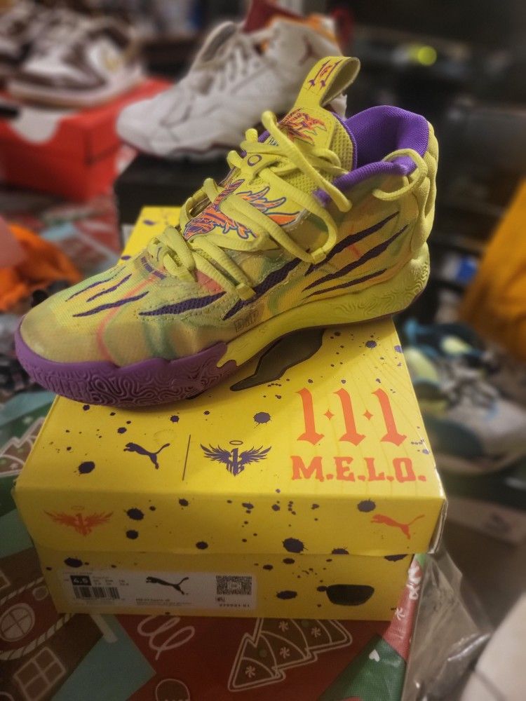Shoes