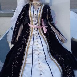 Vintage 1986 Empress Doll By Igor Carl Faberge Porcelain Alexandra Czarina