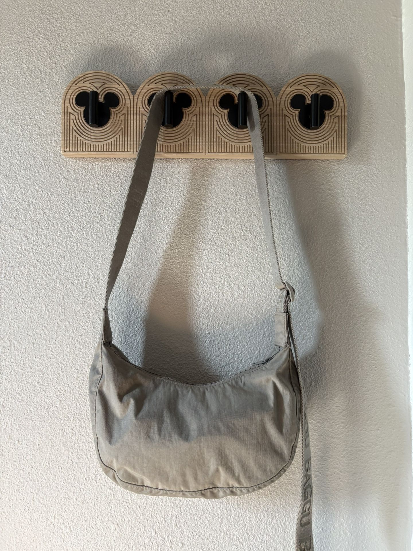 BAGGU Small Nylon Crescent Bag