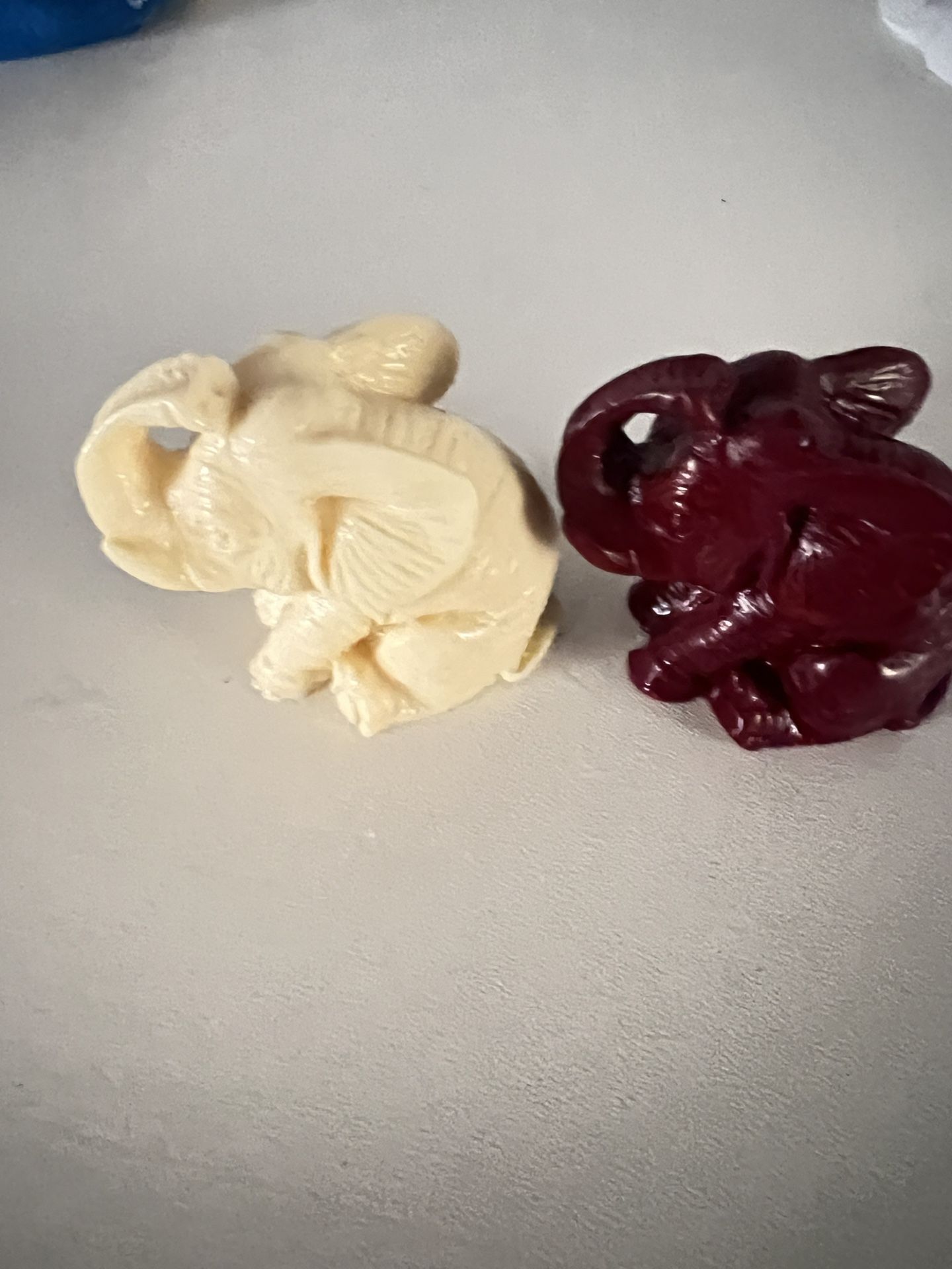 Lucky Elephants (Set of 2) one white & one red. Measurements in pics